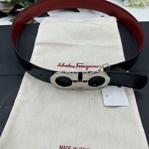 Men’s Salvatore Ferragamo, leather reversible belt can make smaller made Italy